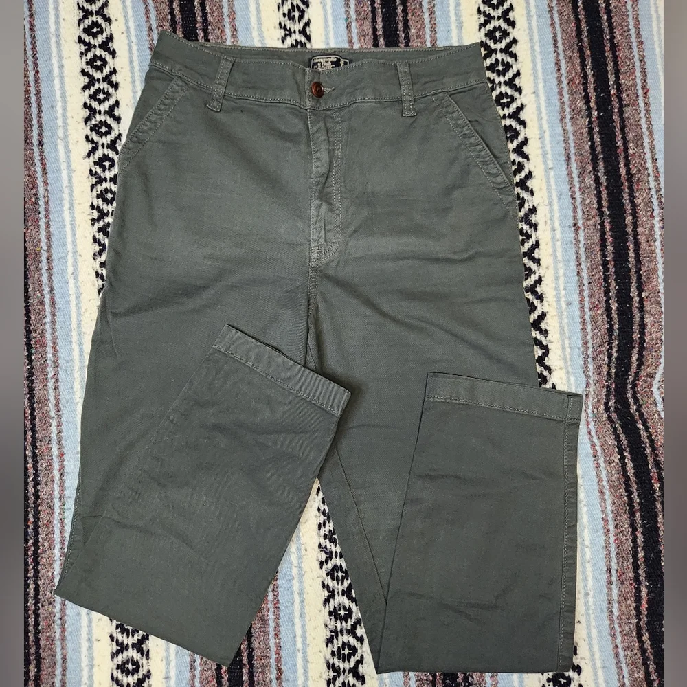 Abercrombie & Fitch Grey Chino Pant - Picture 1 of 5